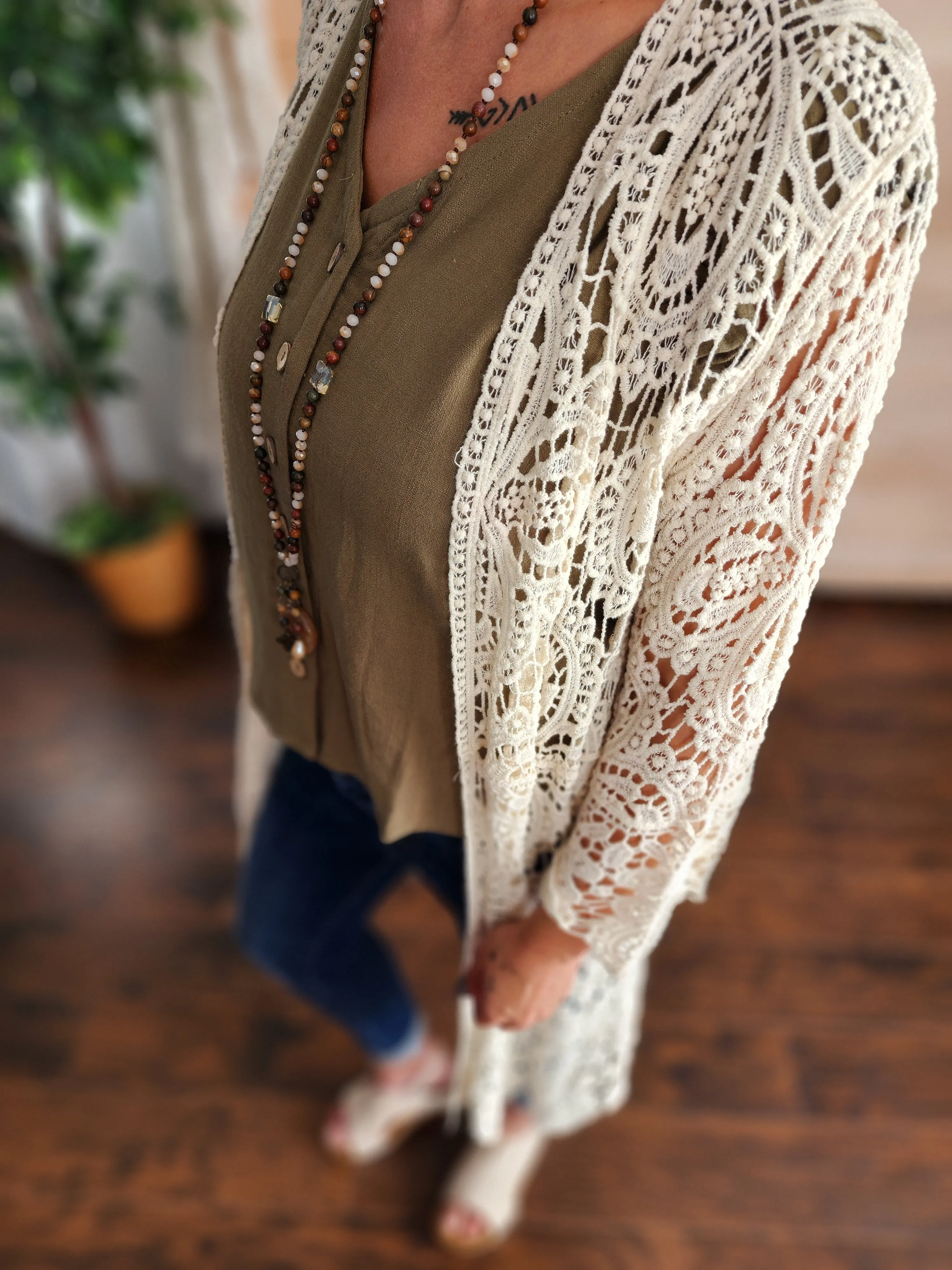 Linen button up v-neck sleeveless blouse in olive *