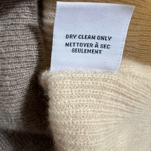 Magaschoni Women’s 100% Cashmere V Neck Colorblock Sweater Size M