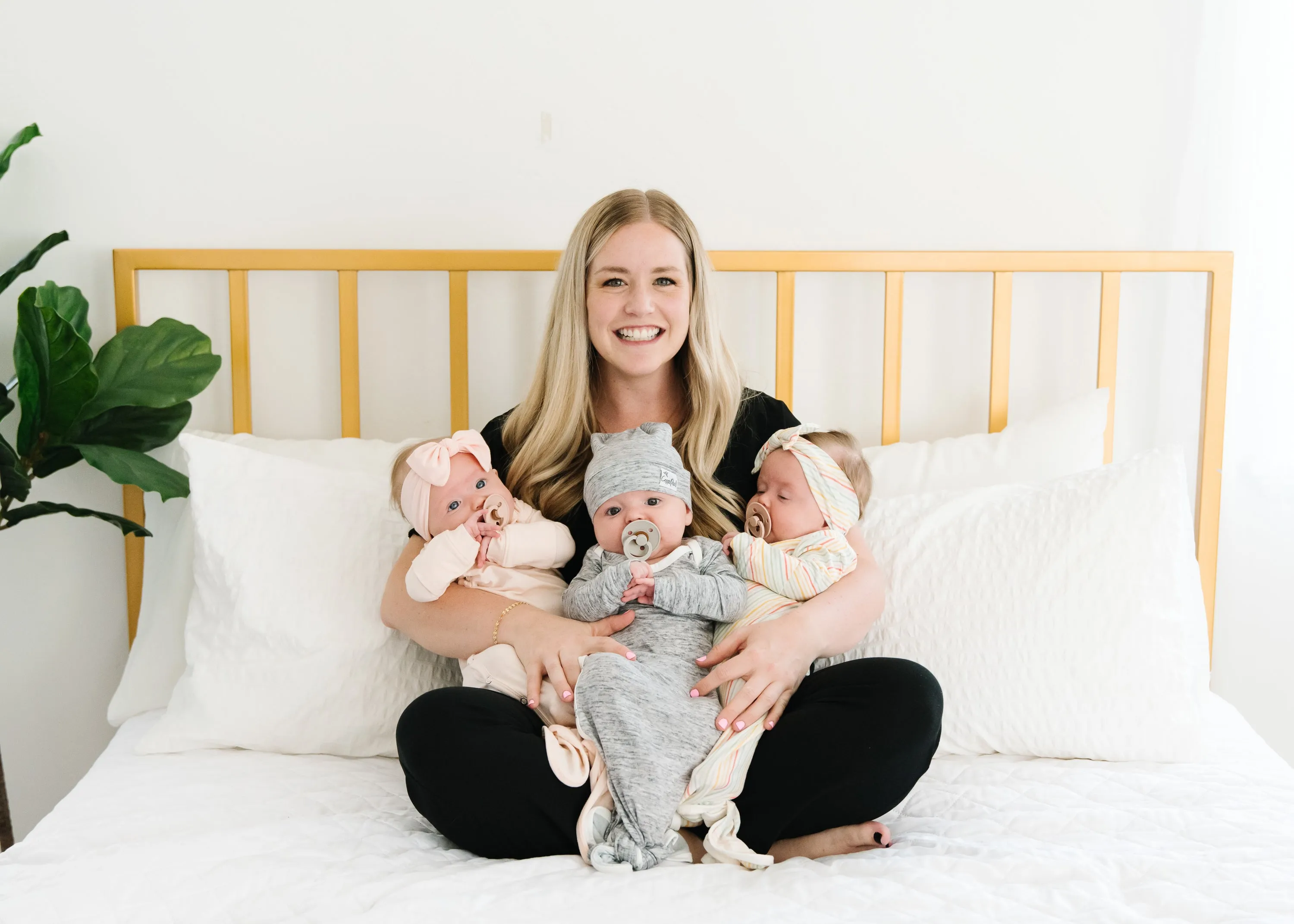Newborn Knotted Gown - Asher