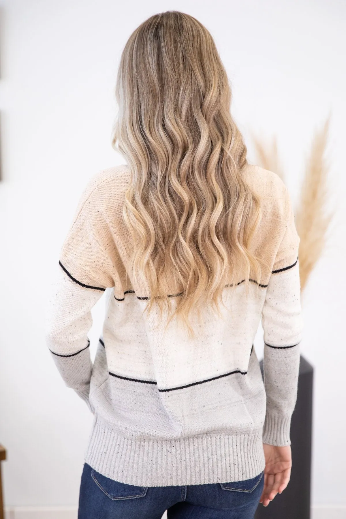 Oatmeal and Ivory Speckled Yarn V-Neck Sweater