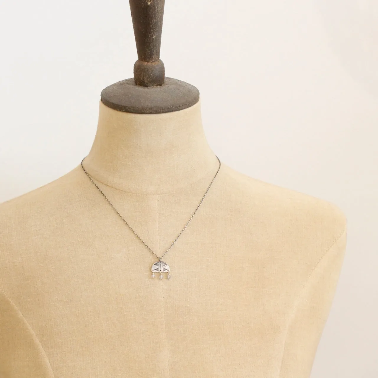 Pakal Arch Labradorite Fringe Necklace