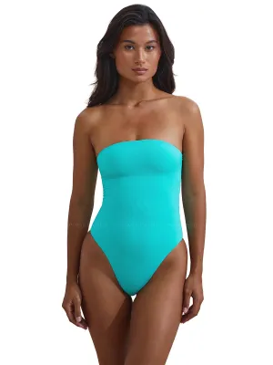 Paola One Piece