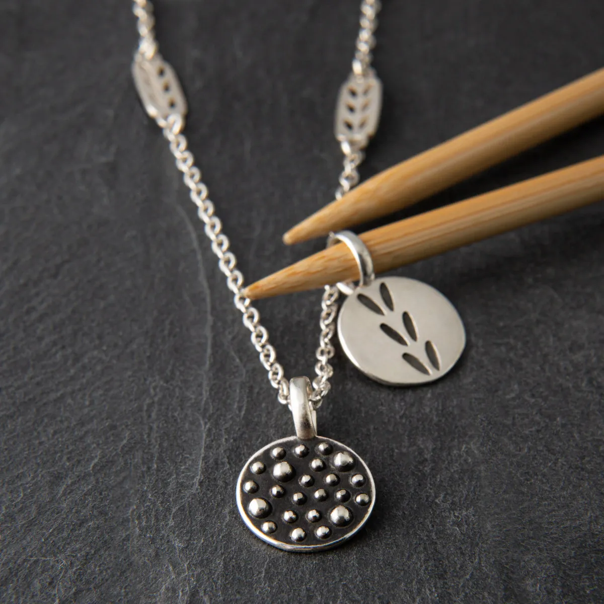 Porterness Stockinette Stitches Necklace