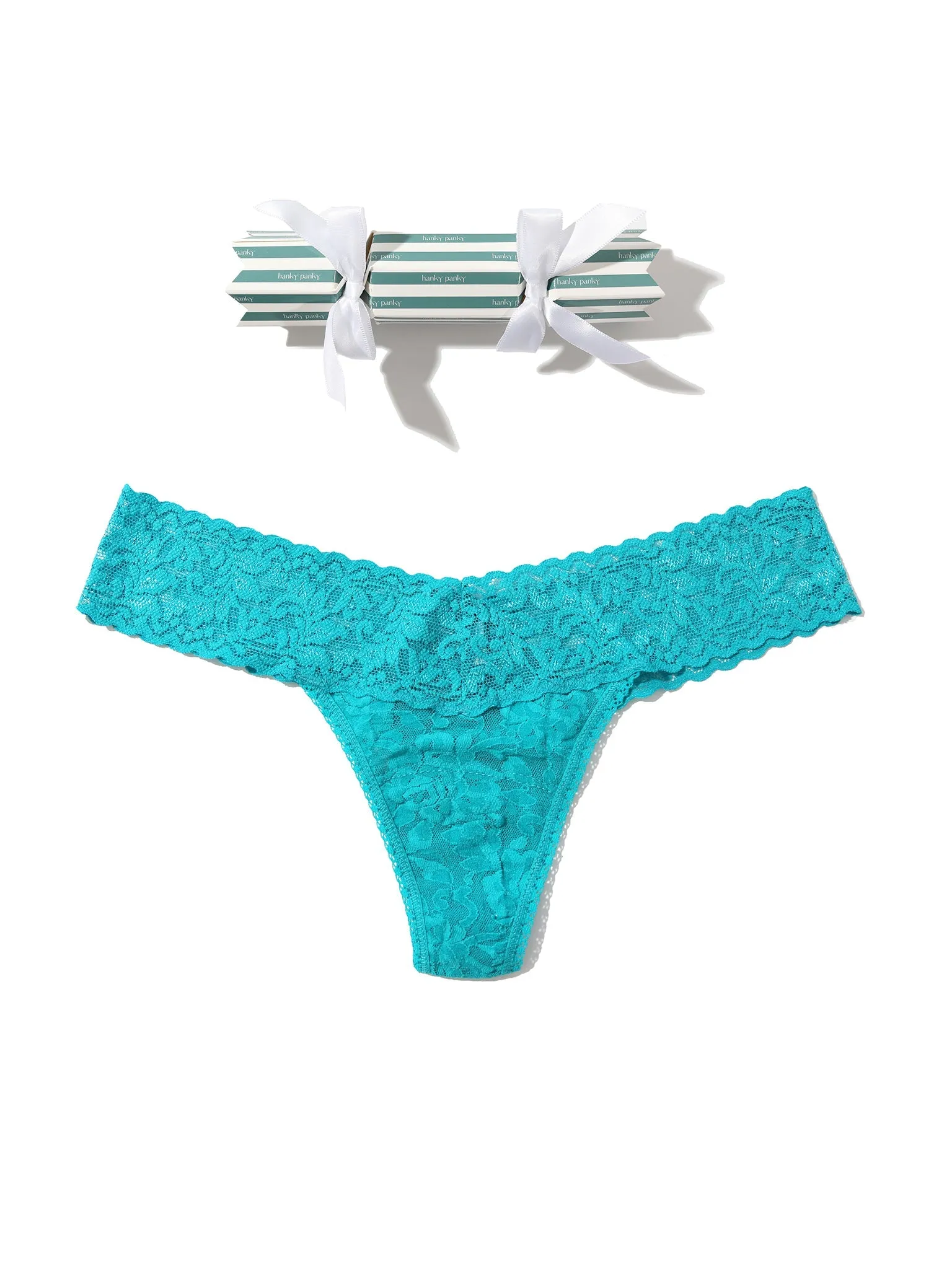 Signature Lace Low Rise Thong Holiday Cracker Seabreeze Sale