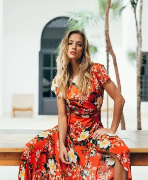 SukiSo Women's Chloe Dress in Red Floral