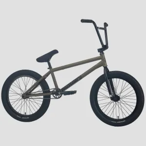 Sunday Wavelength 2023 BMX Bike (Gary Young)