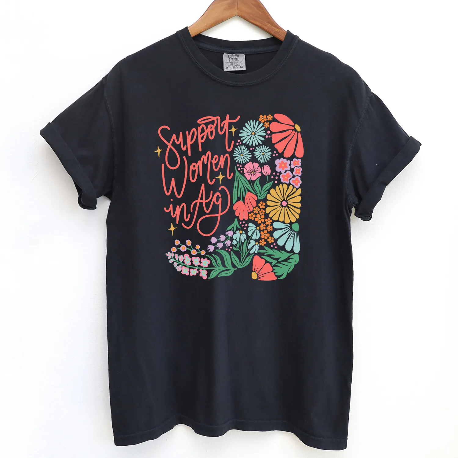 Support Women in Ag Boot Bloom – Comfort Colors T-Shirt