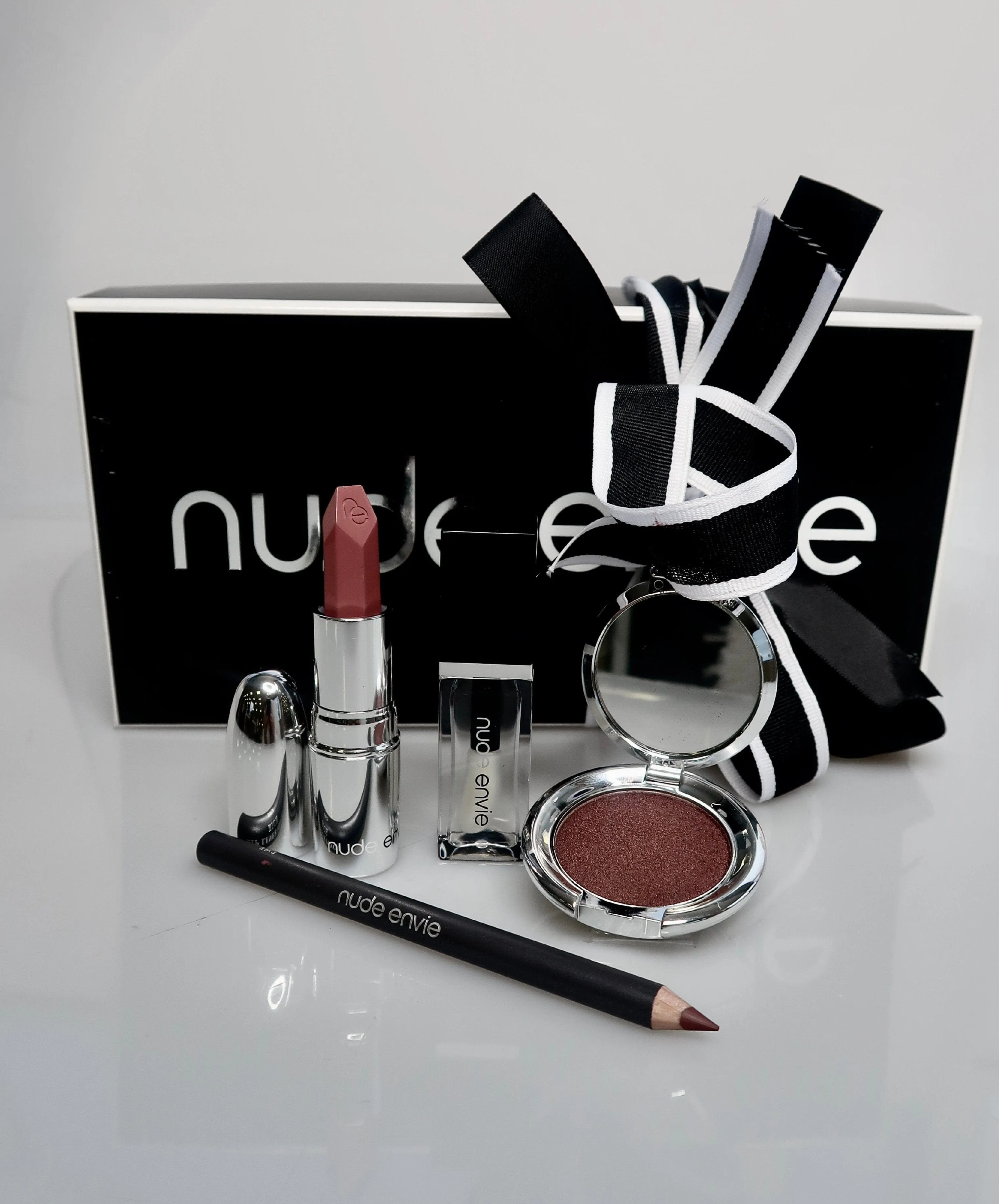 the holiday gift collection