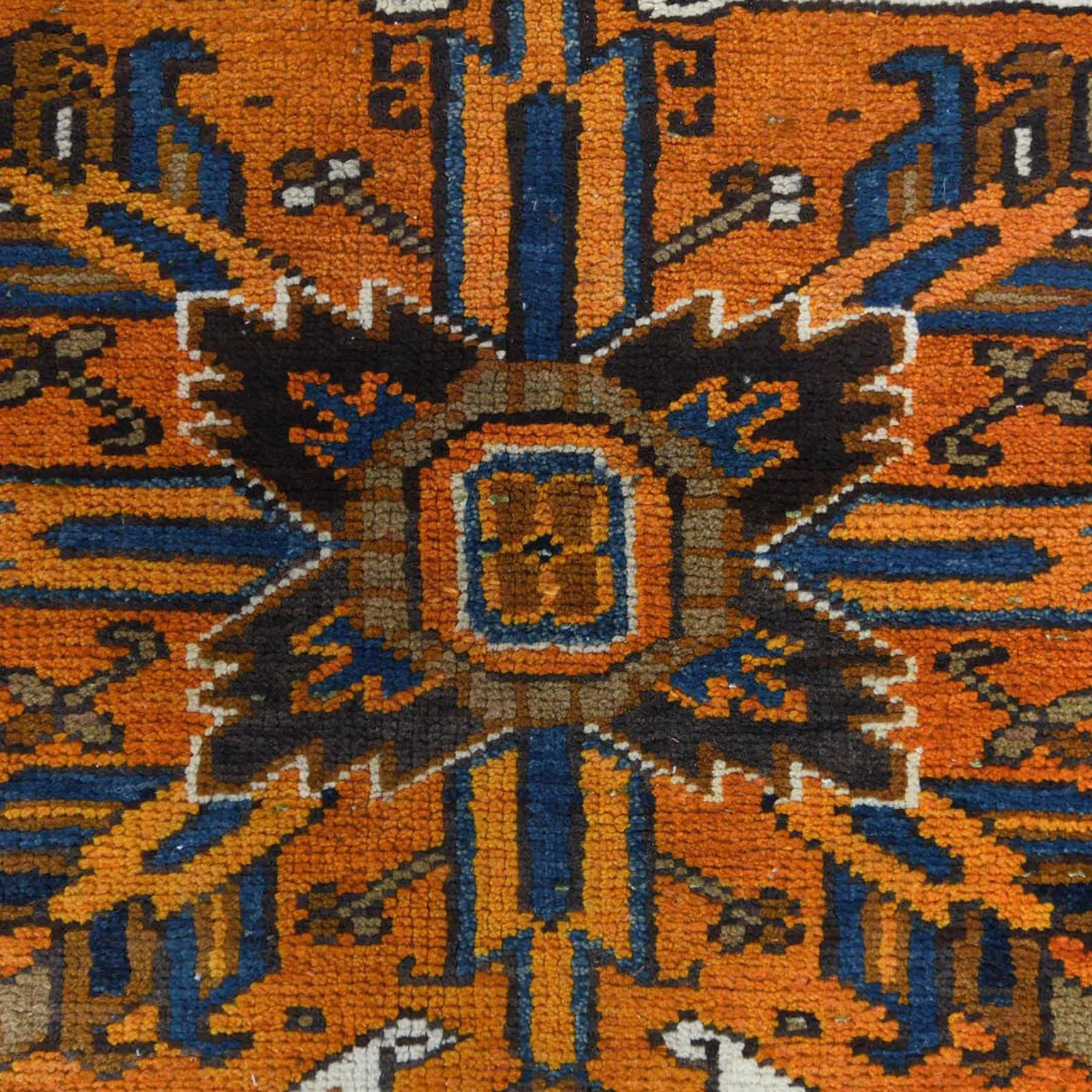 Traditional Hand-Knotted Heriz Handmade Wool Rug (Size 8.0 X 10.6) Cwral-8490
