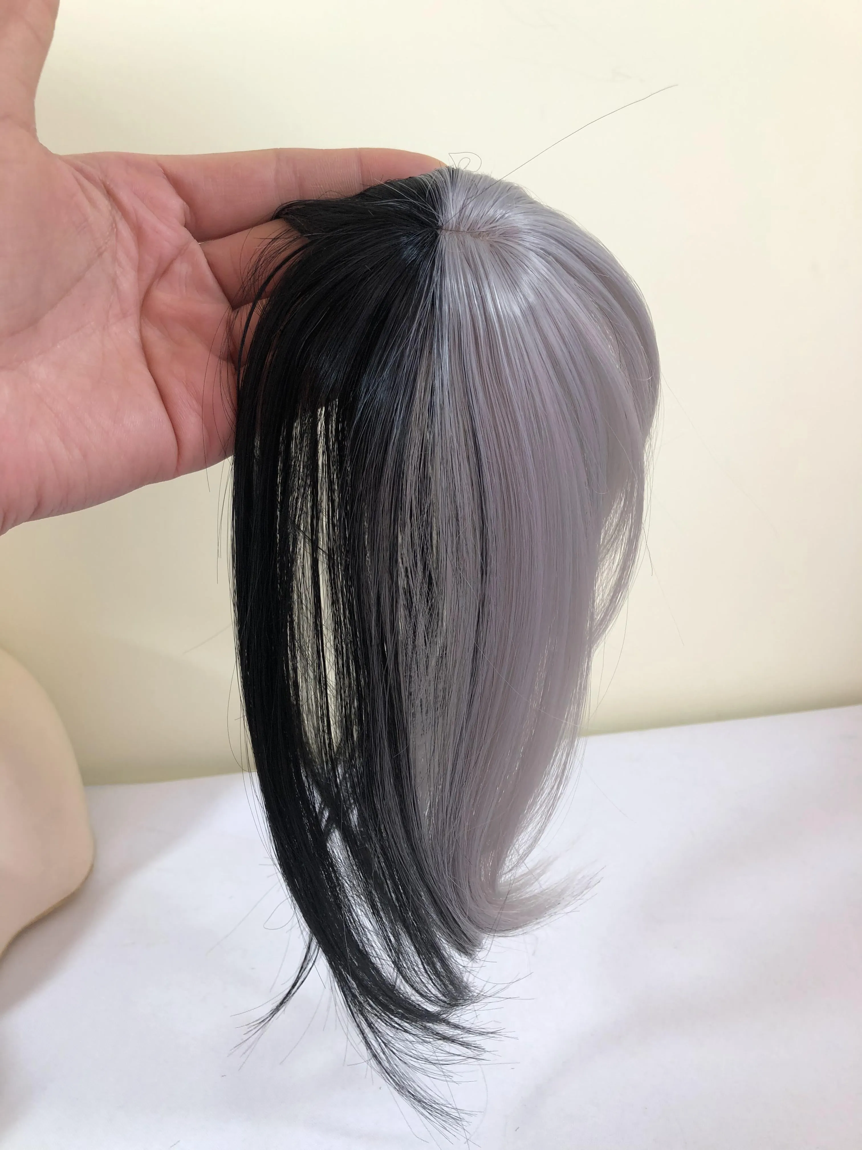 viviaBella Clip in Bangs Straight mixed colour Fringe Hair Patch Synthetic Topper Cover Hairpieces with Bangs for Women Girls One Piece Bangs with Temples