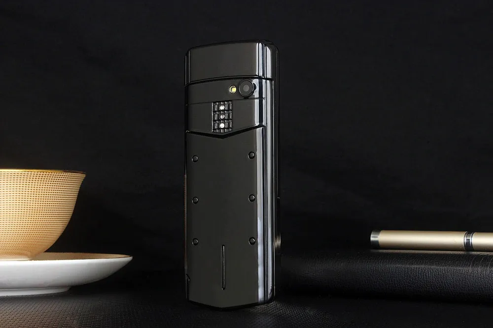 VTR.01 Luxury Slider Mobile Phone 
