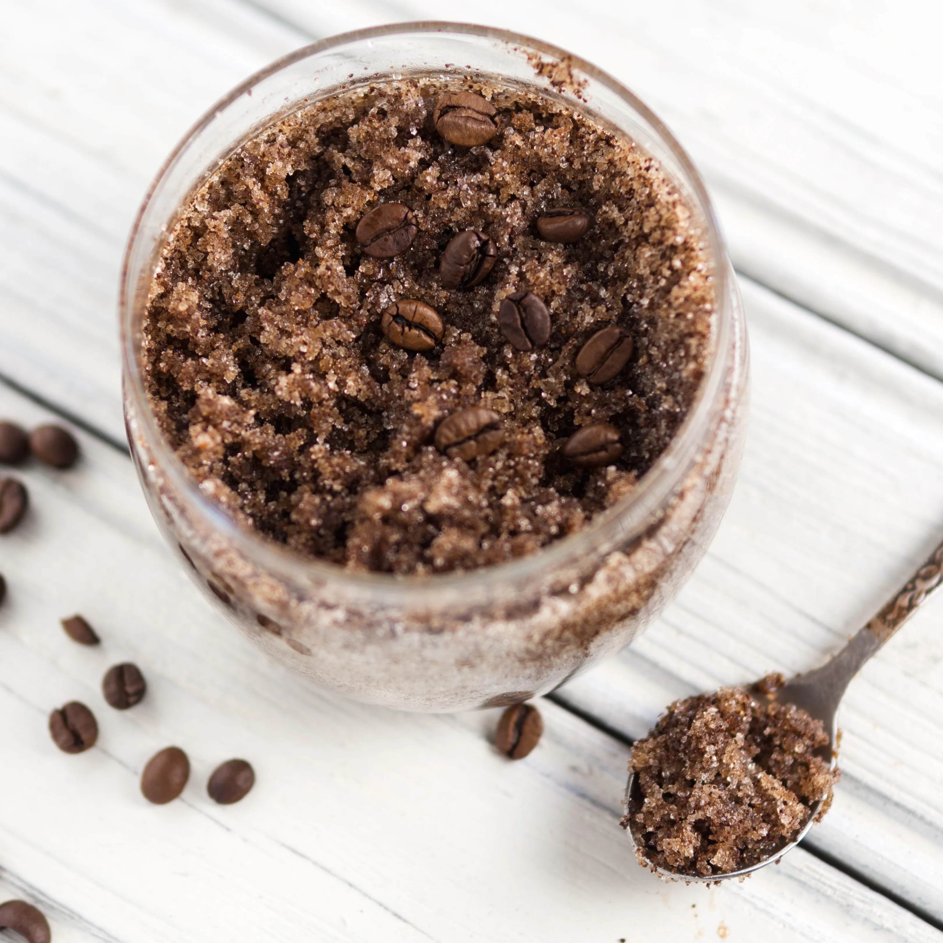 WAKE THE DEAD Foaming Coffee Scented Sugar Scrub