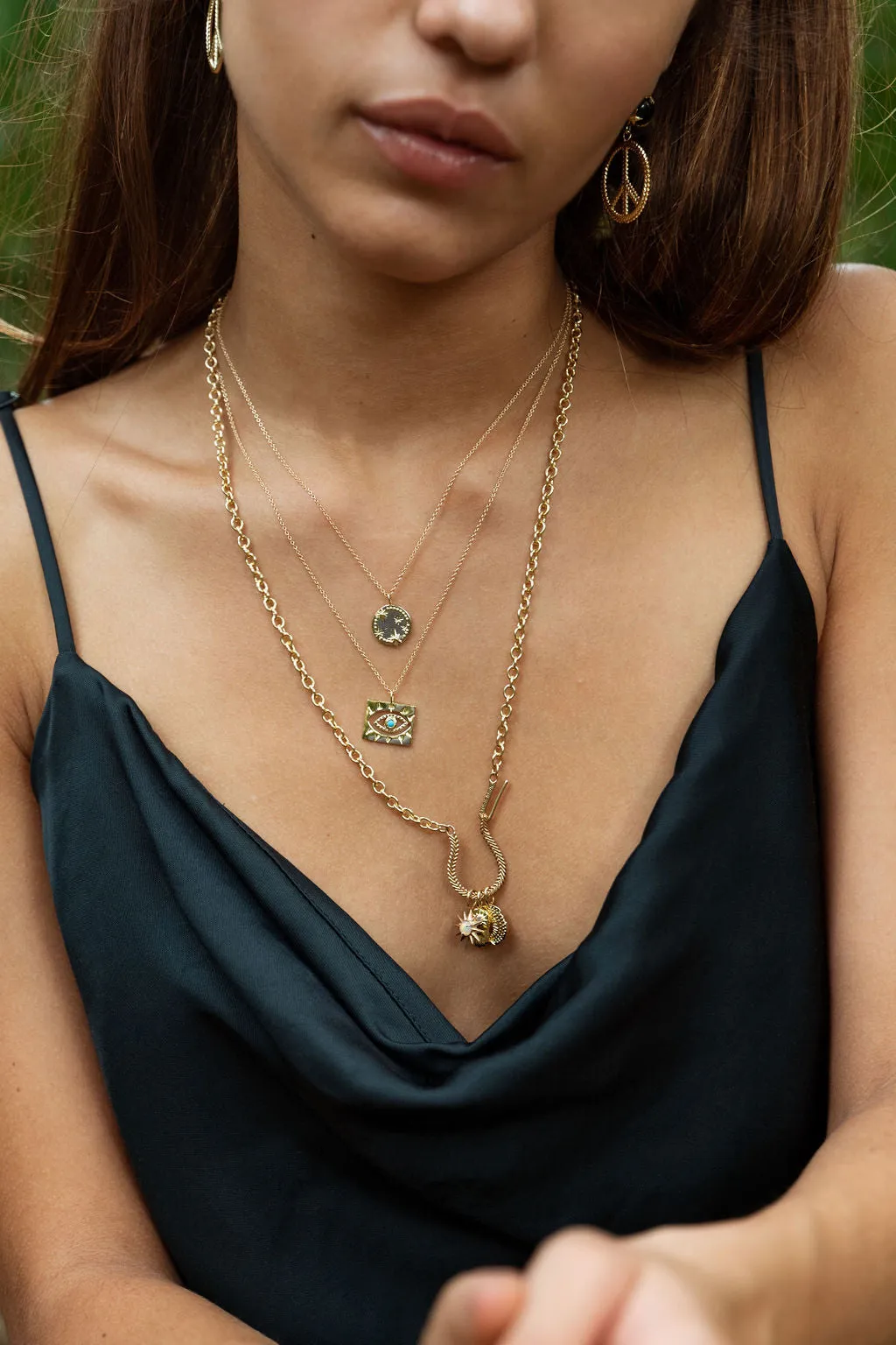 Woven Hook Necklace in Gold