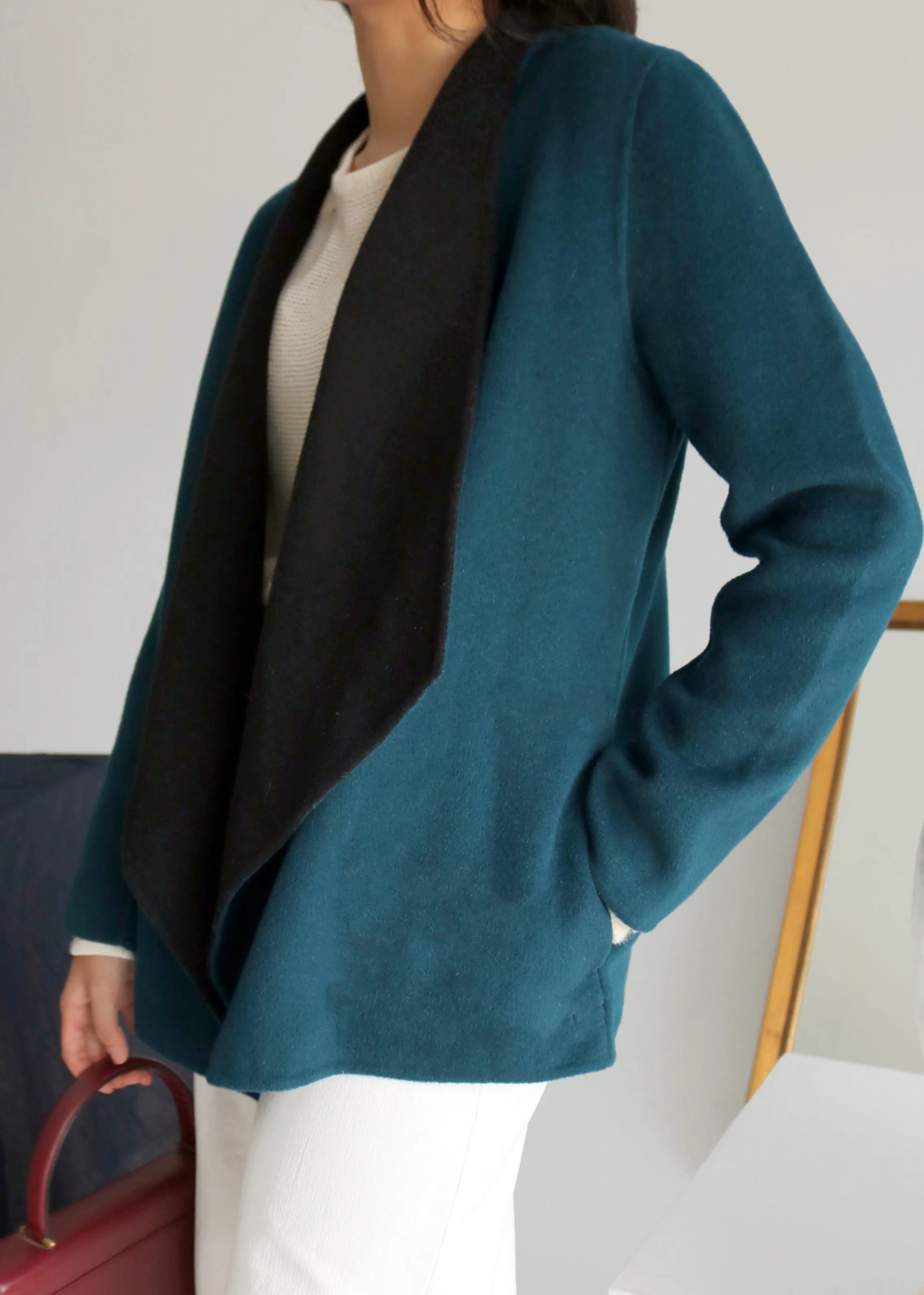 Yves coat-sold out