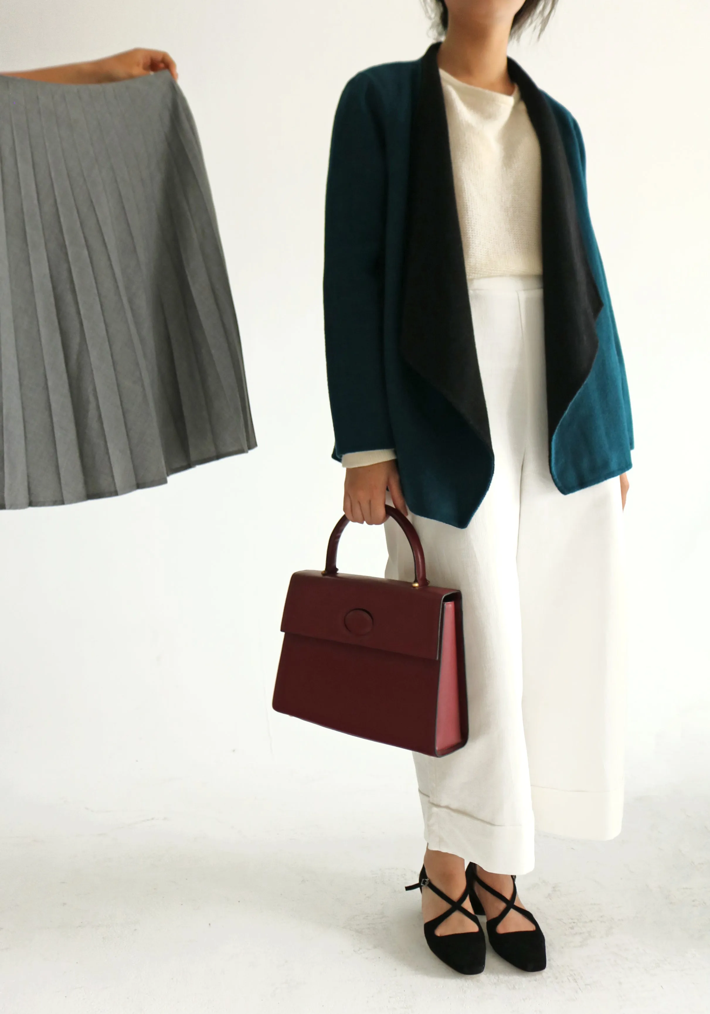 Yves coat-sold out